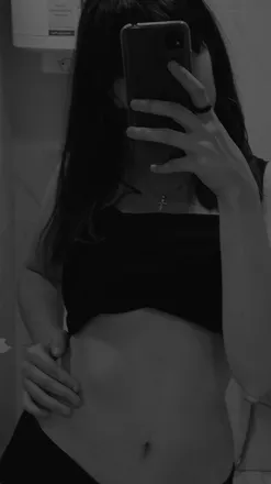 OnlyFans cuenta vi_vi_an avatar 1