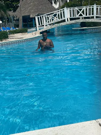 OnlyFans account  carloscombi2916 header 2
