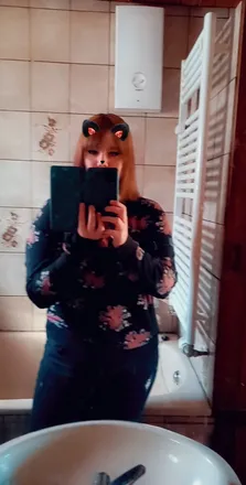 OnlyFans cuenta tsu_chan header 2
