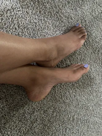 OnlyFans cuenta letsplayfootsies11 header 2
