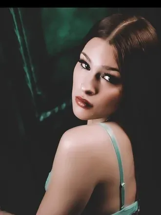 OnlyFans cuenta redsnowflake7 header 2
