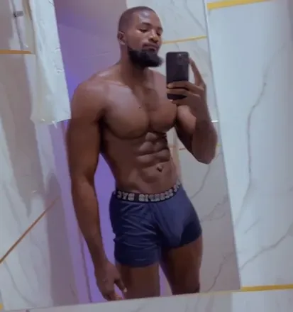 OnlyFans cuenta thekvnghenry avatar 1