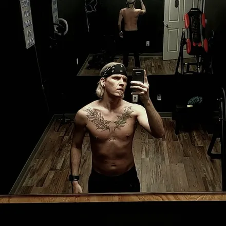 OnlyFans cuenta bobbynihilist header 2