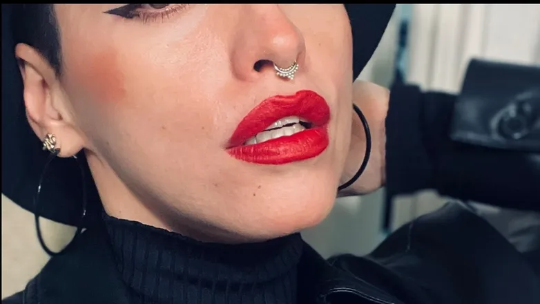 OnlyFans cuenta mistressofdom header 2