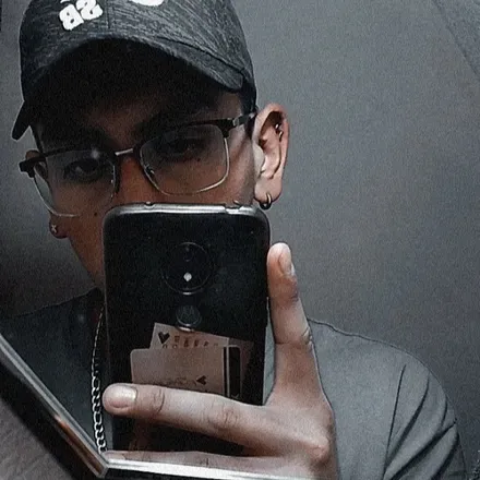 OnlyFans account  axelsolis21 avatar 1