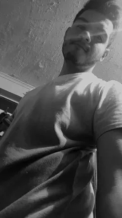 OnlyFans cuenta b4sti avatar 1