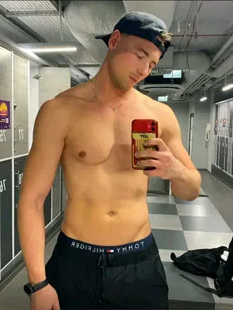 OnlyFans cuenta onlykris93 avatar 1