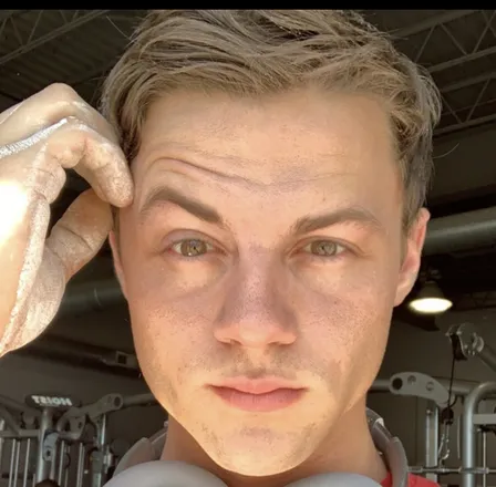 OnlyFans cuenta reallifesupermann1 header 2
