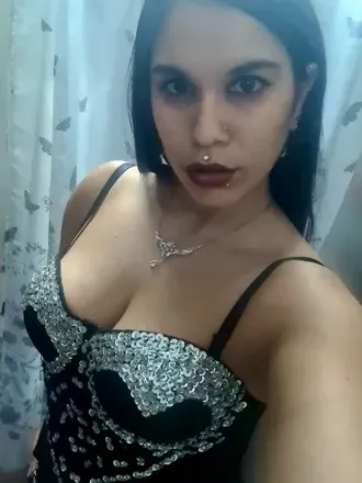OnlyFans cuenta rainiemoonn avatar 1