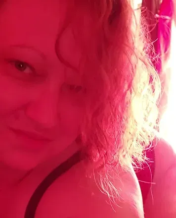 OnlyFans cuenta redcurtaindreams avatar 1