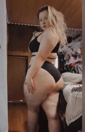 OnlyFans cuenta katie.jm1921 avatar 1