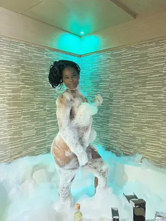 OnlyFans account  cheeks4_weeks avatar 1