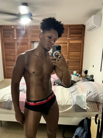 OnlyFans cuenta afrodisiaco12 header 2