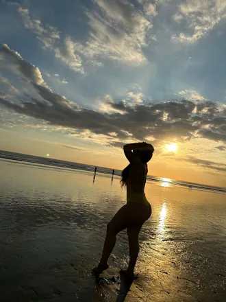 OnlyFans cuenta alecerdas header 2