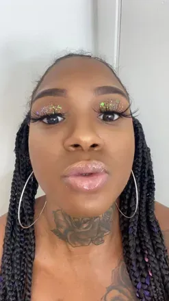 OnlyFans account  hunchyomama avatar 1
