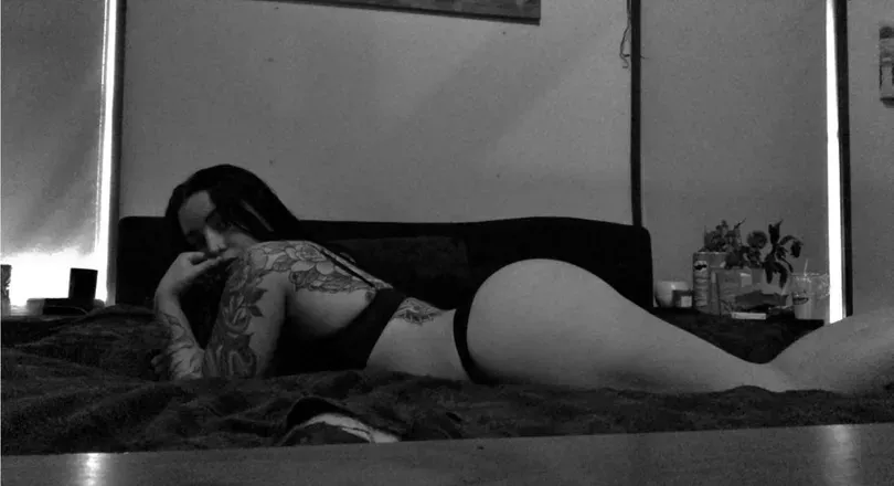 OnlyFans cuenta tattedkaily header 2