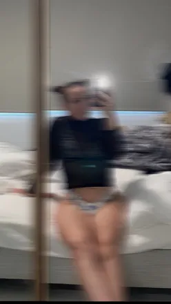 OnlyFans cuenta simplysara444 avatar 1