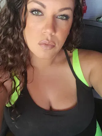 OnlyFans account  caligreen avatar 1