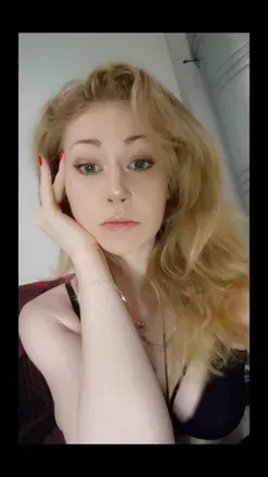 OnlyFans account  kittenthelollypopmurder avatar 1
