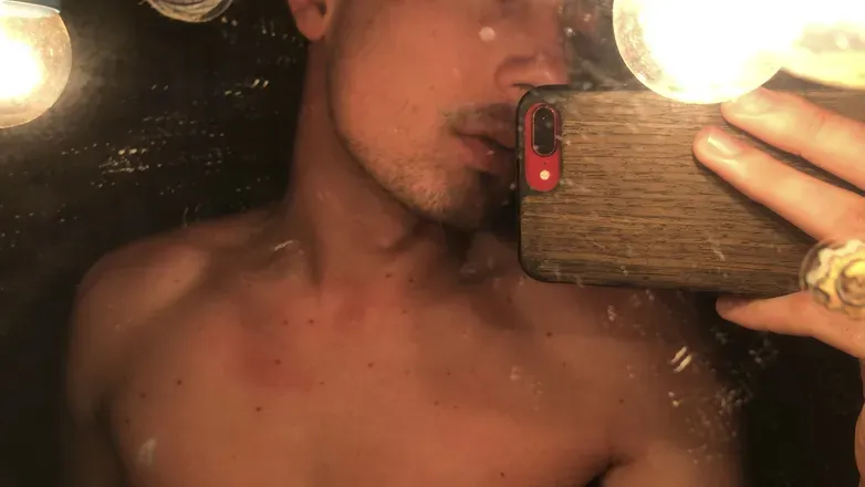 OnlyFans cuenta alekmu header 2