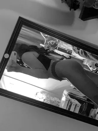 OnlyFans account  aznbabygirl7 header 2