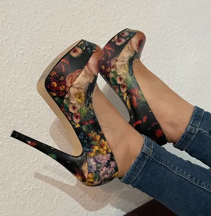OnlyFans cuenta leg_lady header 2