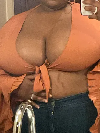 OnlyFans cuenta missjuggsxo avatar 1