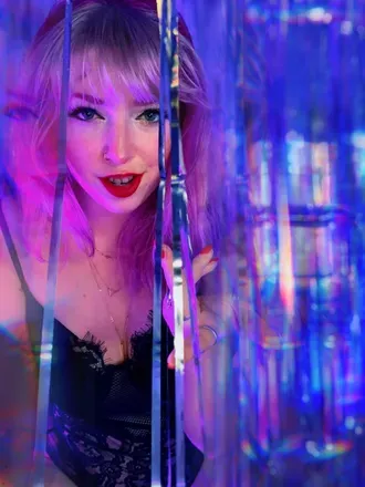 OnlyFans account  lilpinkalien avatar 1