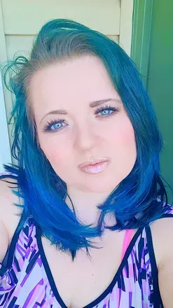 OnlyFans cuenta irismoonbeauty header 2