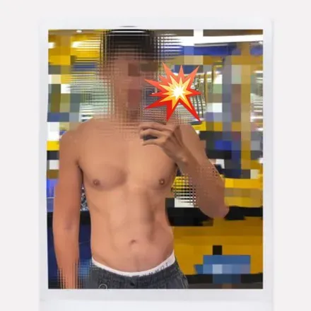 OnlyFans account  white-socks-boy avatar 1