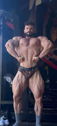 OnlyFans cuenta mikeoxlong_bestflex avatar 1
