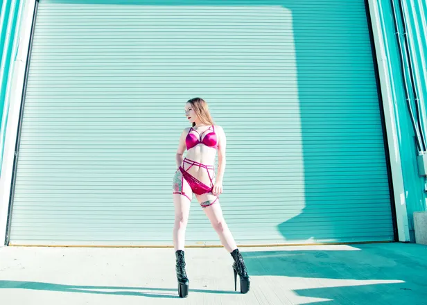 OnlyFans cuenta serenarayhne header 2