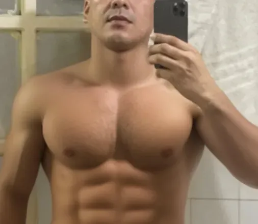 OnlyFans cuenta crisguzmac avatar 1