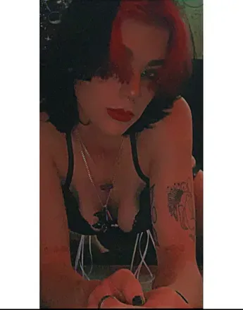 OnlyFans cuenta spiced.peach.pie avatar 1