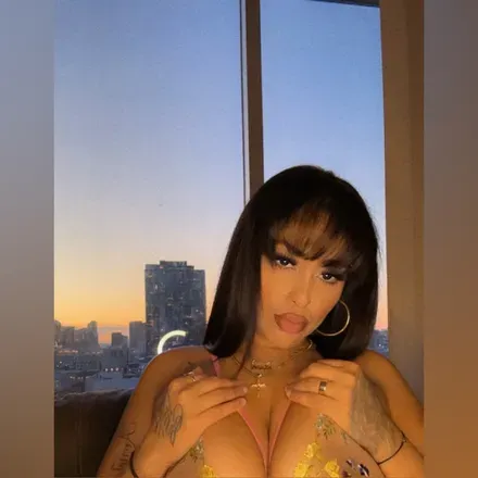 OnlyFans cuenta luxxdesiree avatar 1
