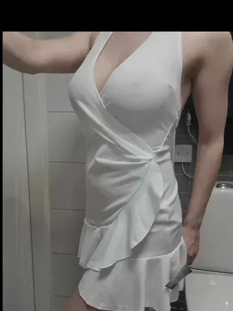 OnlyFans cuenta swedishhotwife92 avatar 1