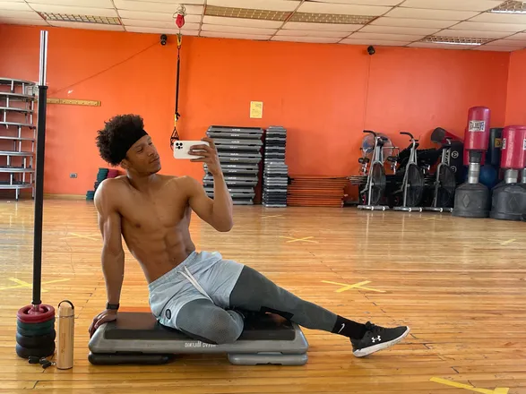 OnlyFans cuenta johncrdoba4 header 2