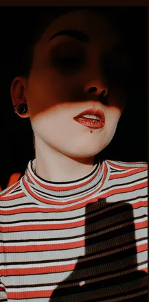 OnlyFans cuenta cosmic-girl header 2