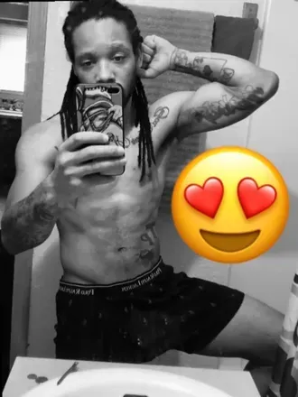OnlyFans account  flywithoutwingz avatar 1