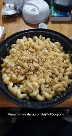 OnlyFans account  lustfulfoodporn avatar 1