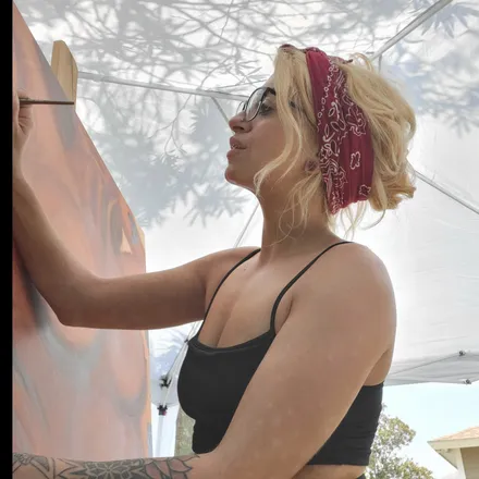 OnlyFans cuenta jess_glitches header 2