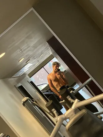 OnlyFans cuenta u100972441 header 2