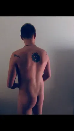 OnlyFans cuenta yourker header 2