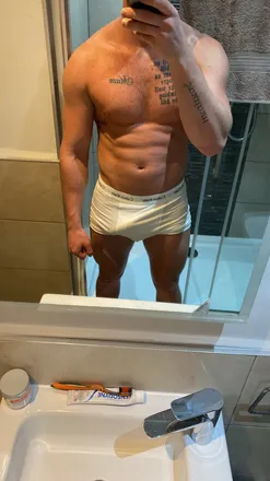 OnlyFans cuenta kyanb123 header 2