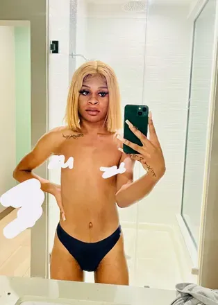 OnlyFans cuenta valiithabarbiii avatar 1