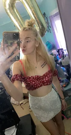 OnlyFans cuenta nicolekelseyeileen02 avatar 1