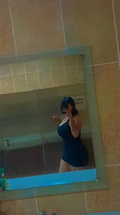 OnlyFans cuenta karlita001 avatar 1