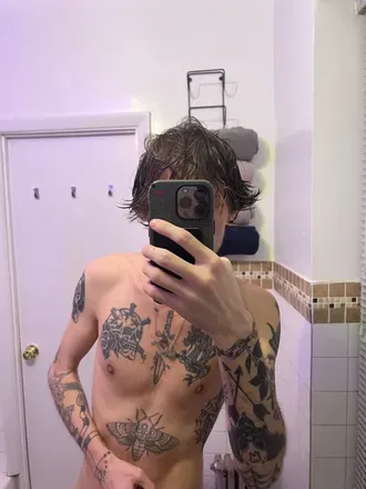 OnlyFans account  skeletonboy666 avatar 1