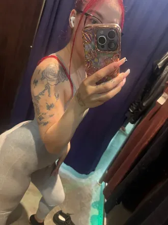OnlyFans cuenta lapelirojaa93 header 1