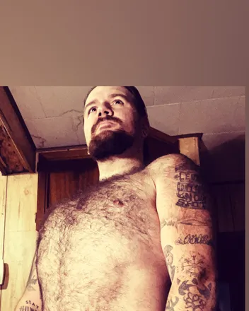 OnlyFans cuenta mostcallmedark header 2